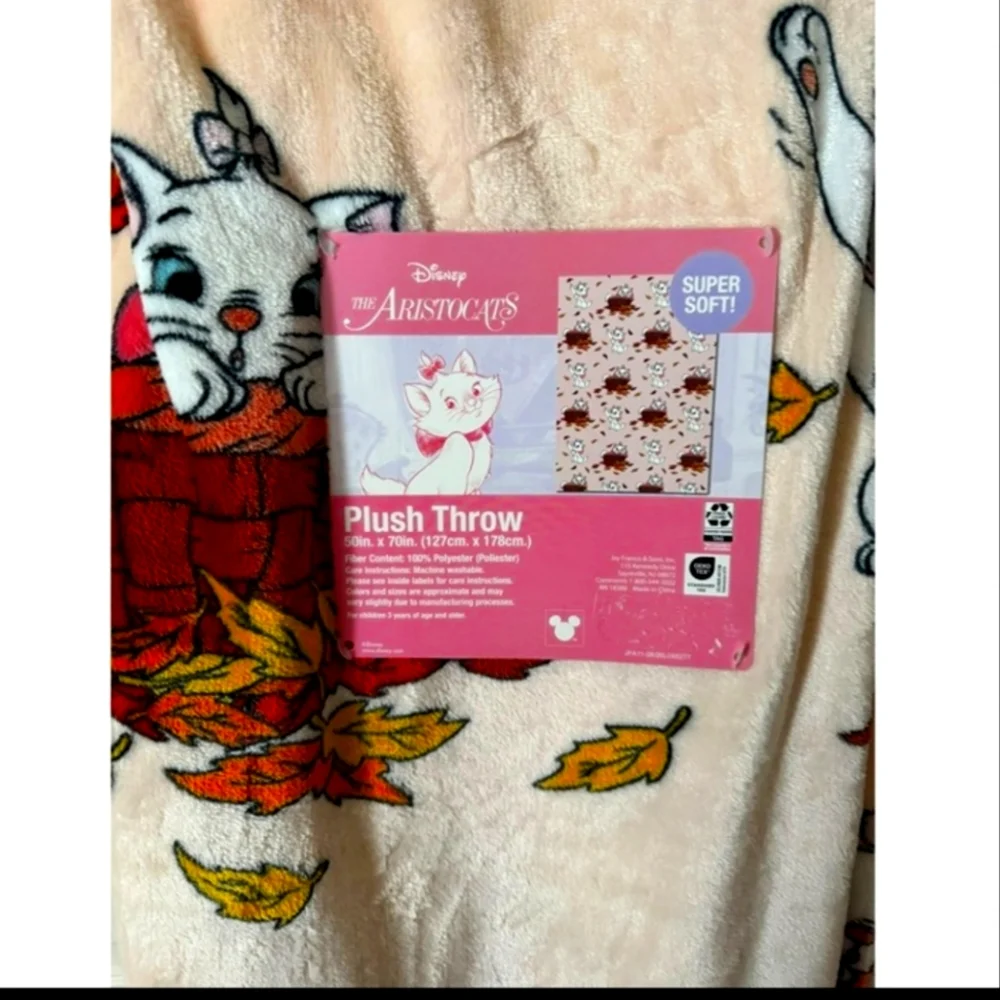 New Disney's Marie Cat Fall Blanket